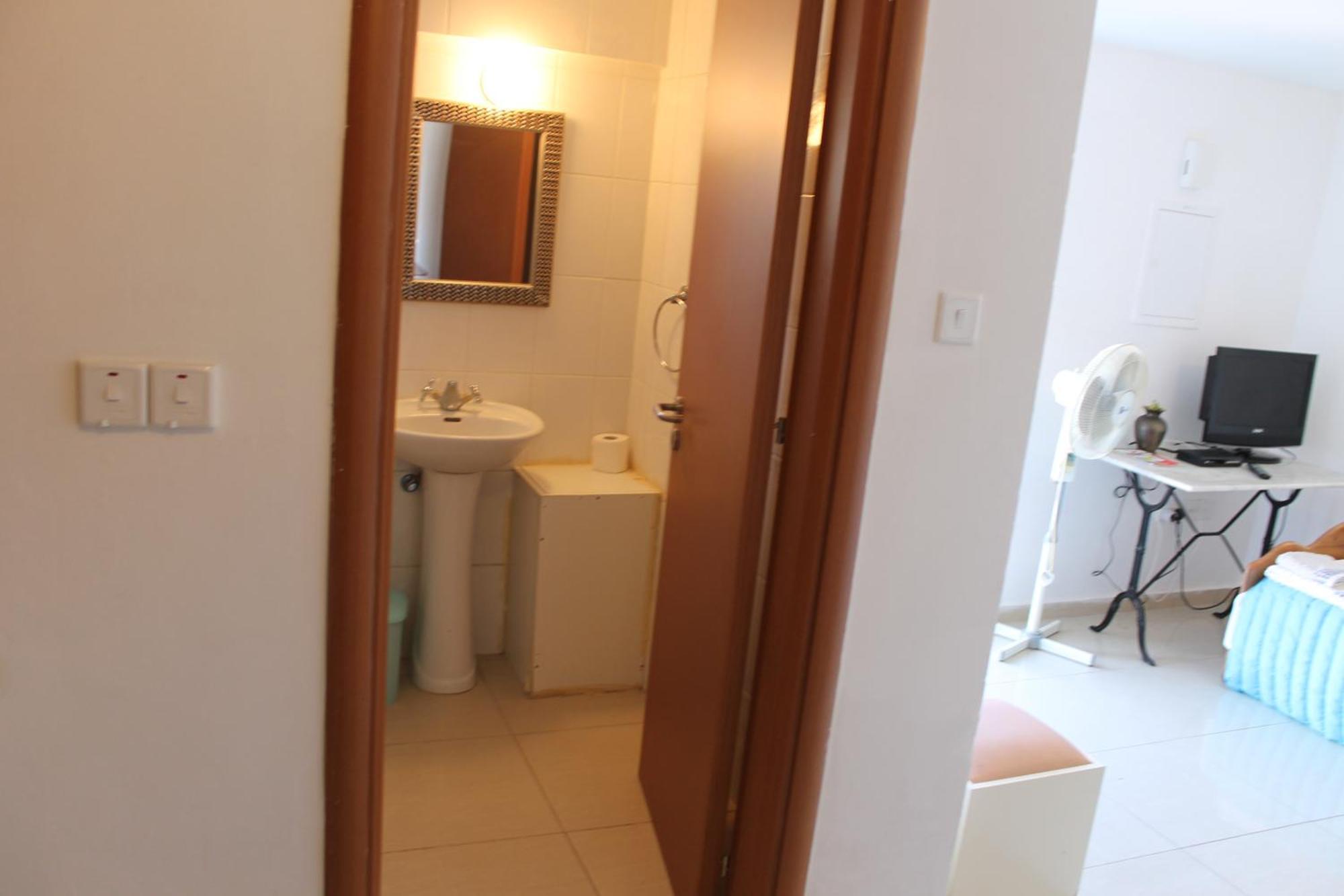 Galatia'S Court Apartment Paphos Phòng bức ảnh