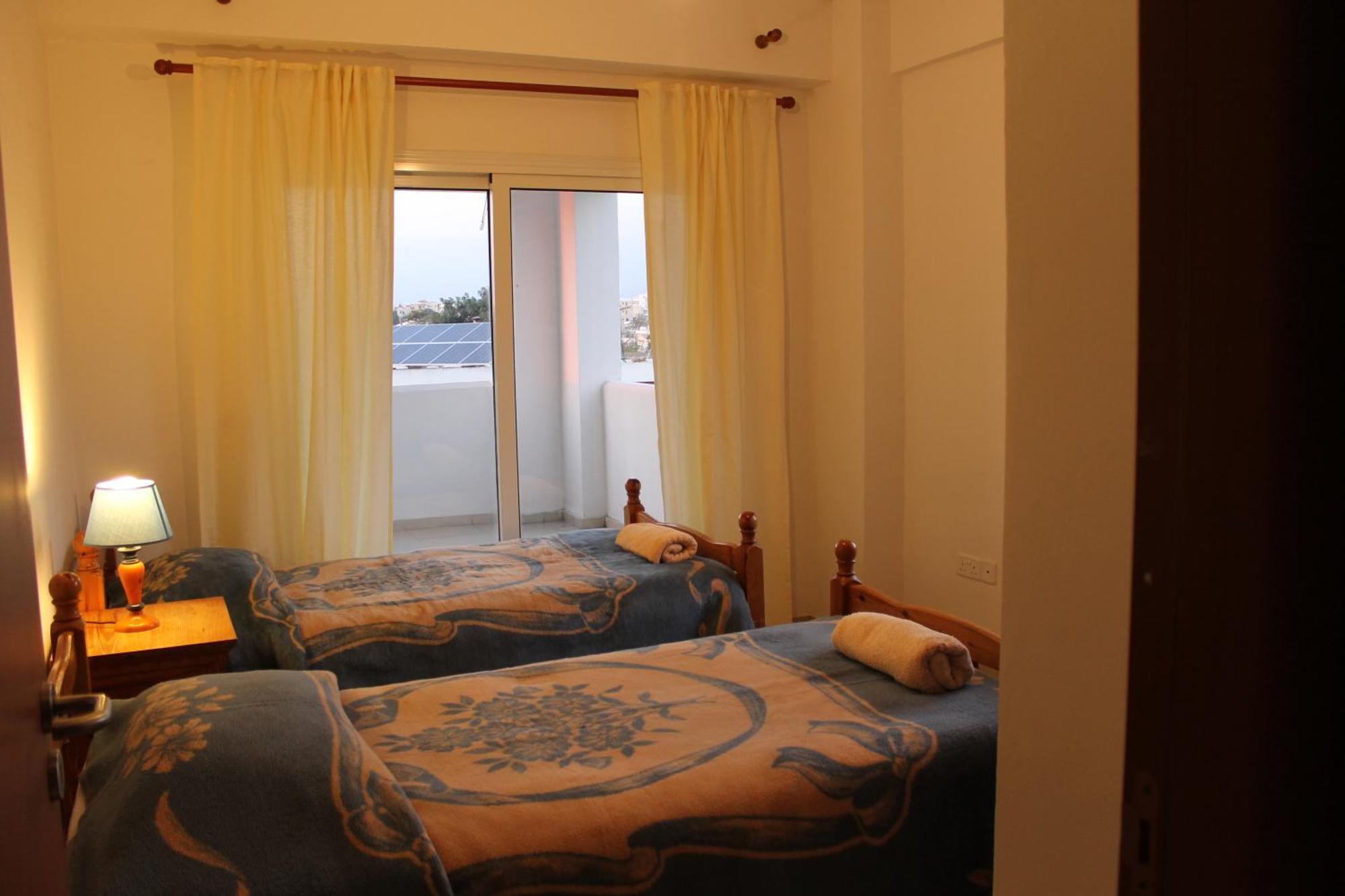 Galatia'S Court Apartment Paphos Phòng bức ảnh