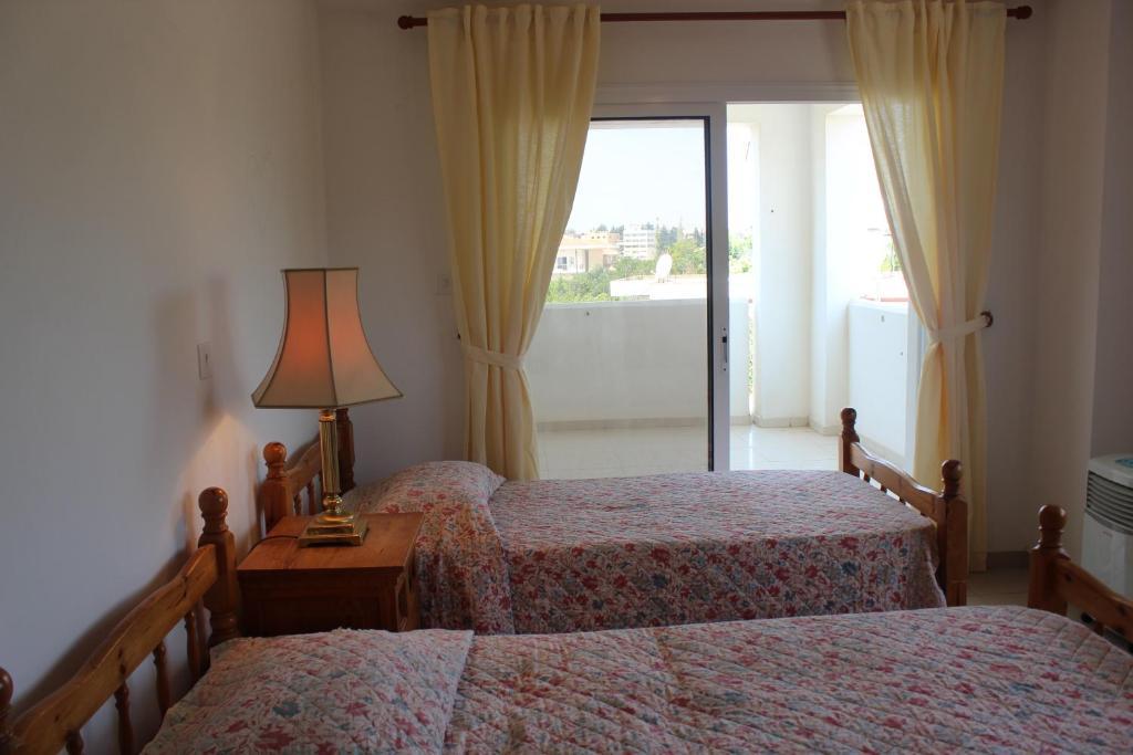 Galatia'S Court Apartment Paphos Phòng bức ảnh